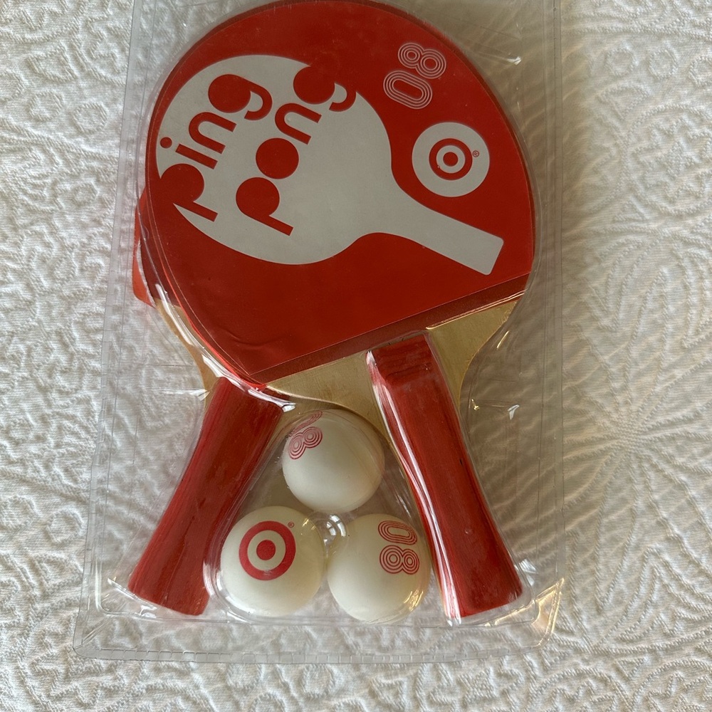 Rare 2008 Target Red Ping Pong Paddle Set with Balls